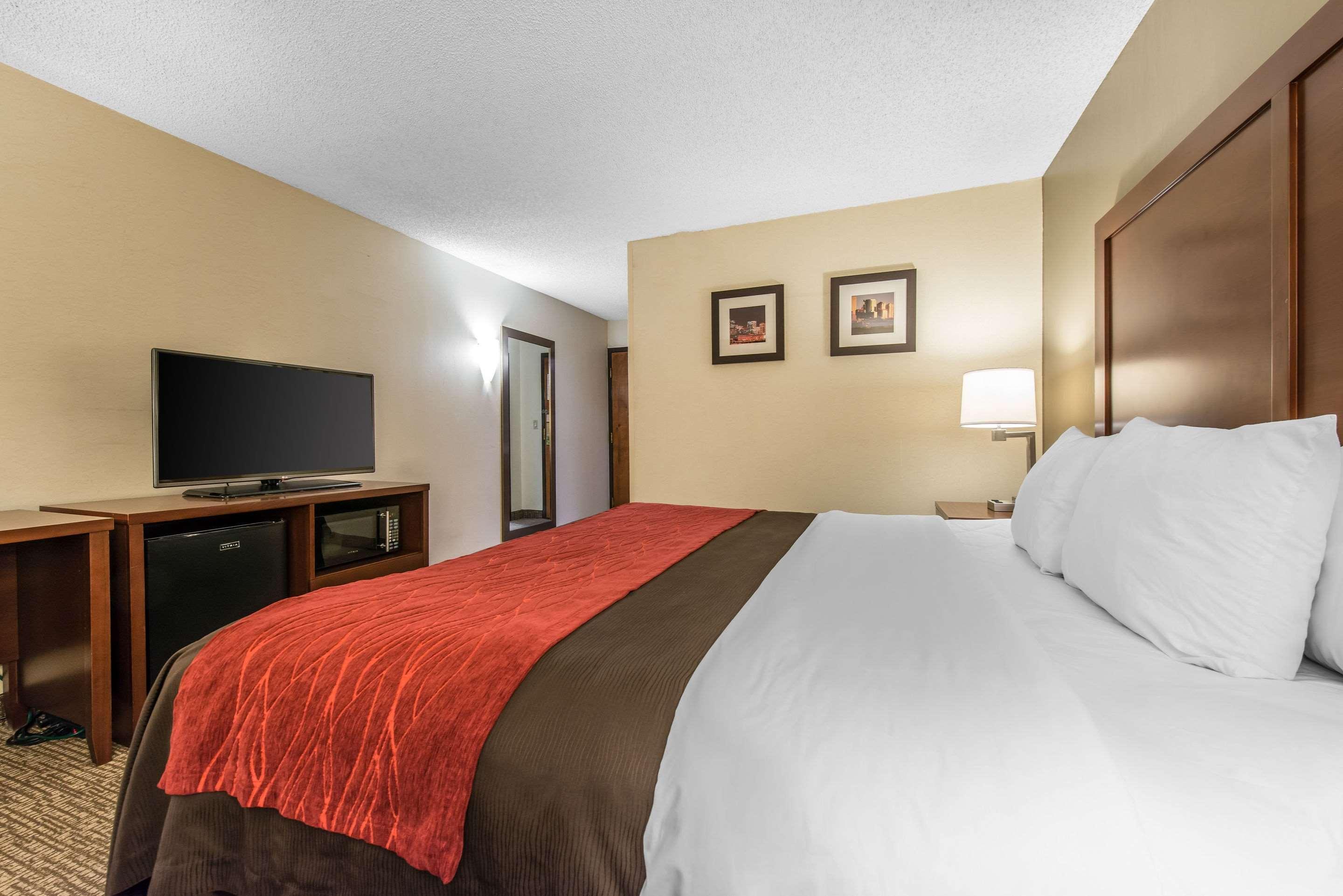 Comfort Inn & Suites Denver Northfield Exterior foto